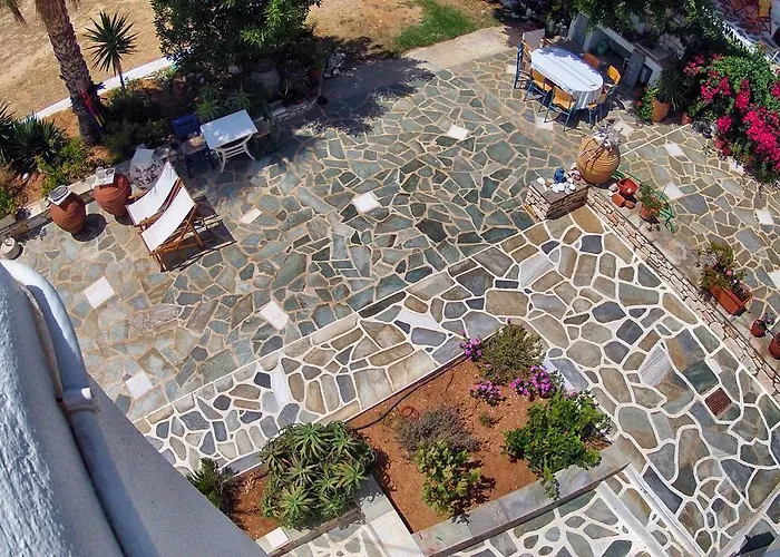 Zanneta's House Nausa