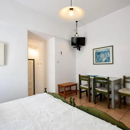 アパート Zanneta's House ナウサ