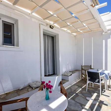 Zanneta's House * Naousa (Paros)